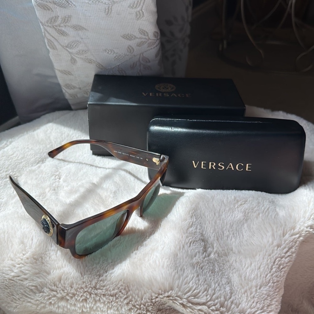 VERSACE Sunglasses Shades Tortise Shell 100% Authentic